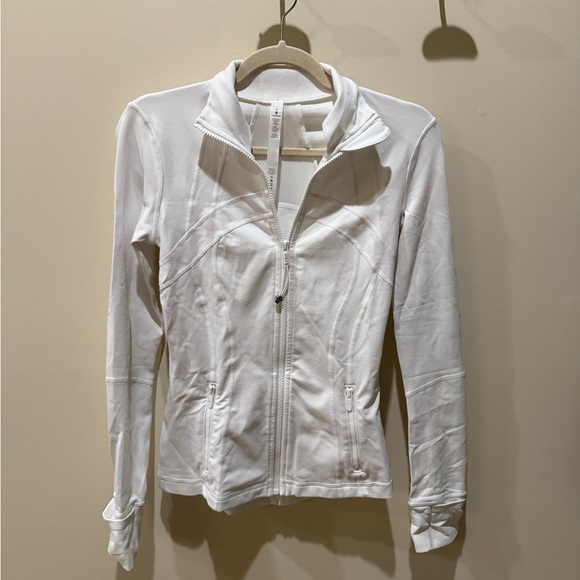 Lululemon Define Jacket in white - Picture 1 of 3